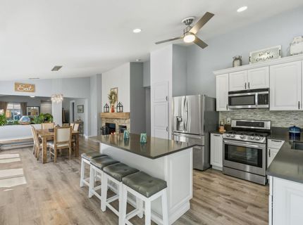 3418 Sweet Pea Way, Sacramento, CA 95833 Photo