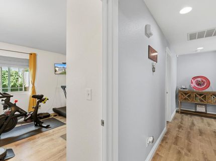 3418 Sweet Pea Way, Sacramento, CA 95833 Photo