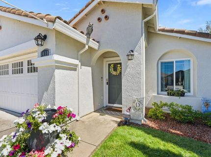 3418 Sweet Pea Way, Sacramento, CA 95833 Photo