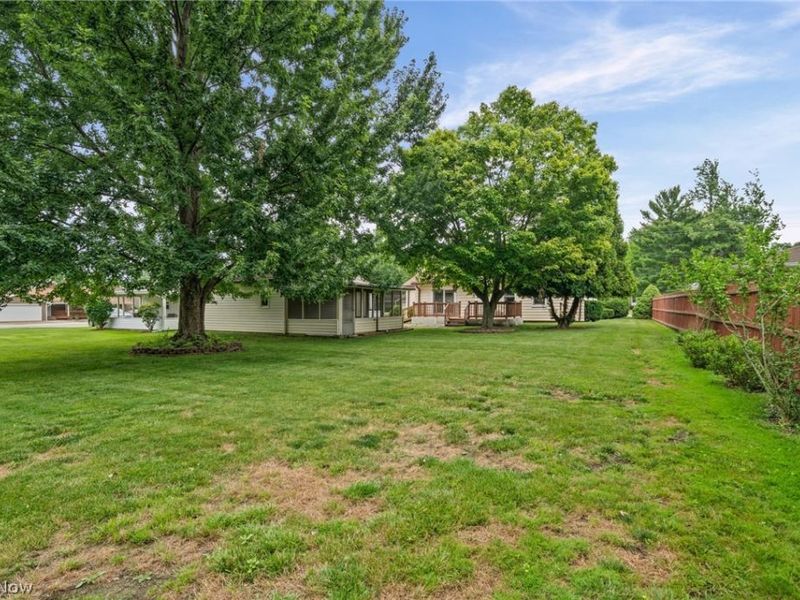1978 Bassett Road, Westlake, OH 44145 Photo 41