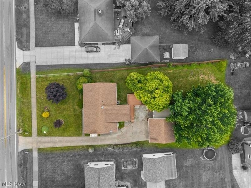 1978 Bassett Road, Westlake, OH 44145 Photo 45