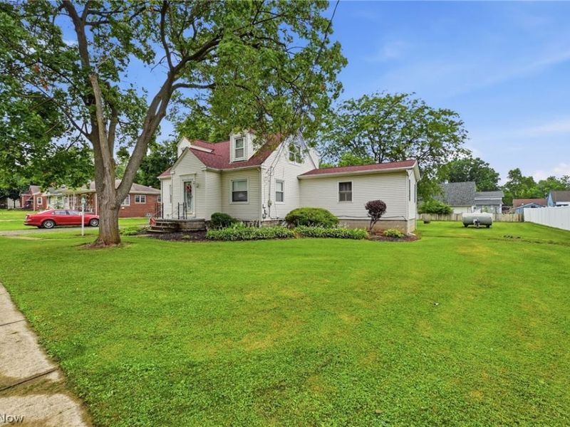 369 E 46th Street, Lorain, OH 44052 Photo 30