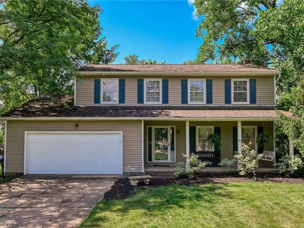 328 Wyoga Lake Boulevard , Stow, OH 44224