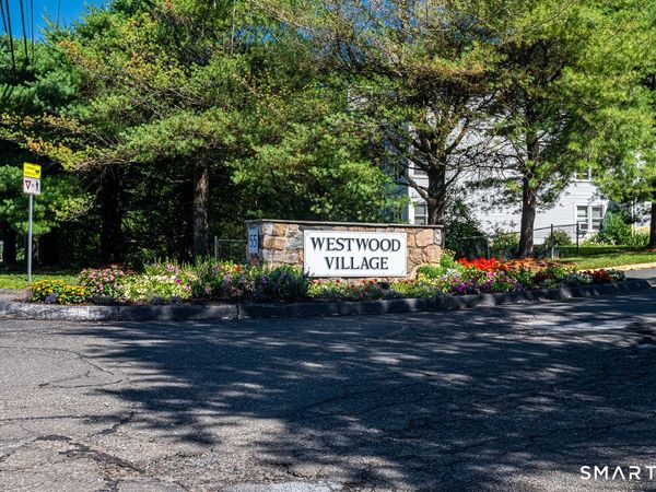 55 Mill Plain, Unit 25-3, Danbury, CT 06811