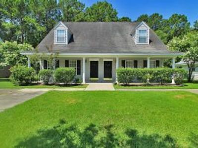 2140 Kings Gate Lane, Mount Pleasant, SC 29466