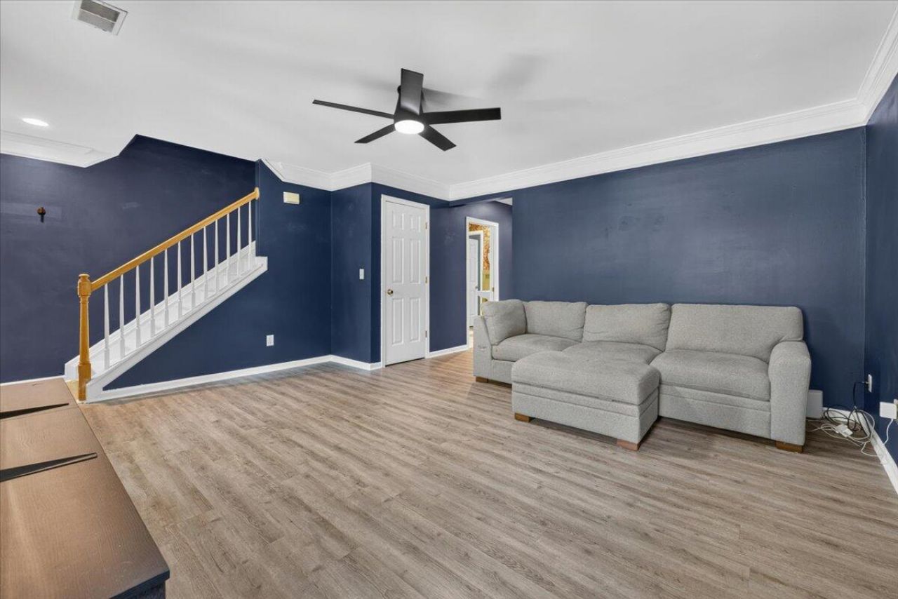 2140 Kings Gate Lane Photo 10