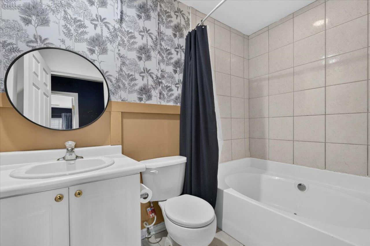 2140 Kings Gate Lane Photo 25