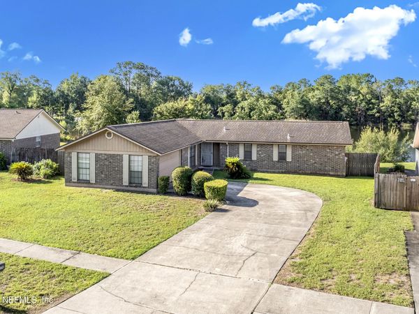8270 WILSON Boulevard, Jacksonville, FL 32210