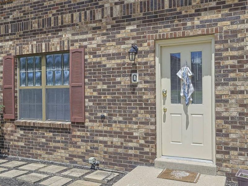 3812 Mack Road, Unit Q, Fairfield, OH 45014 Photo 3