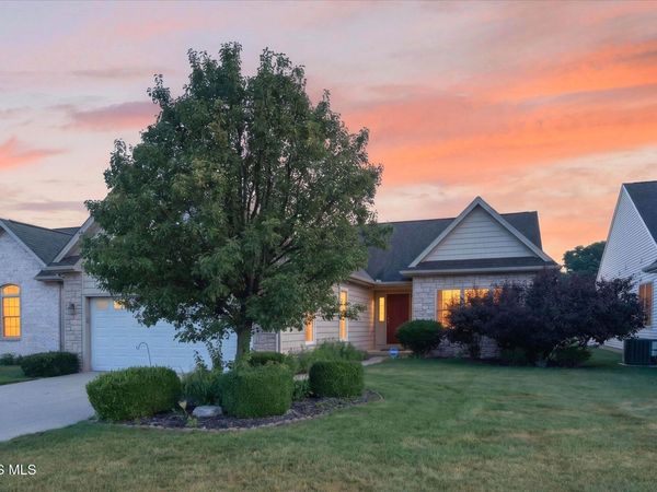 9624 Captiva Drive, Sylvania, OH 43560