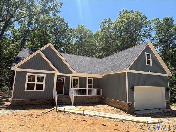 15135 Lebanon Road, Disputanta, VA 23842