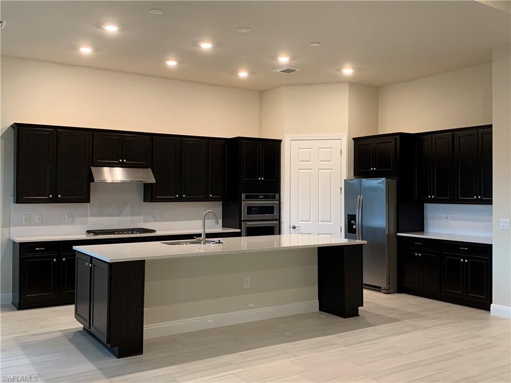 9108 Snowy Owl Way, Naples, FL 34120 Photo