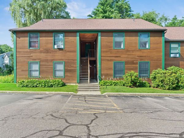 25 Baycrest Drive, Unit 605, South Burlington, VT 05403