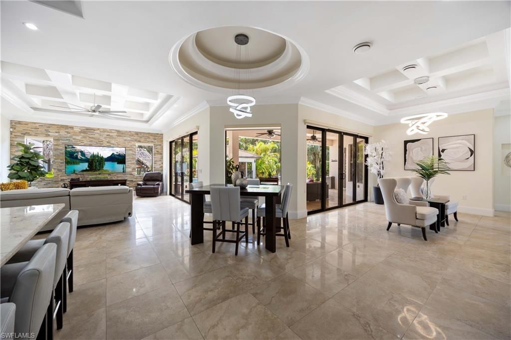 214 9th St Nw, Naples, FL 34120 Photo