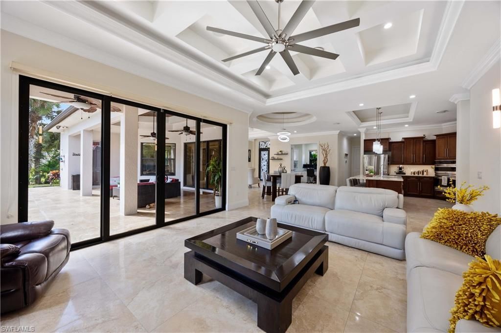 214 9th St Nw, Naples, FL 34120 Photo