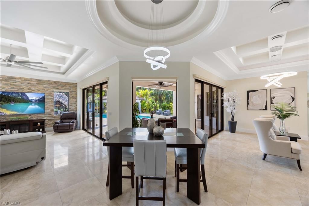 214 9th St Nw, Naples, FL 34120 Photo