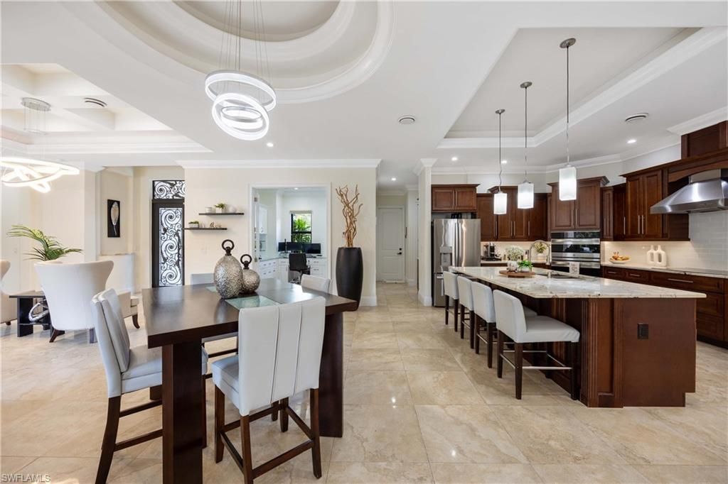 214 9th St Nw, Naples, FL 34120 Photo