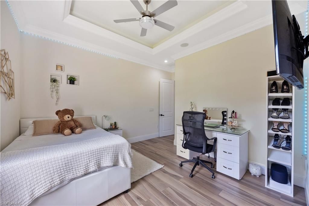 214 9th St Nw, Naples, FL 34120 Photo