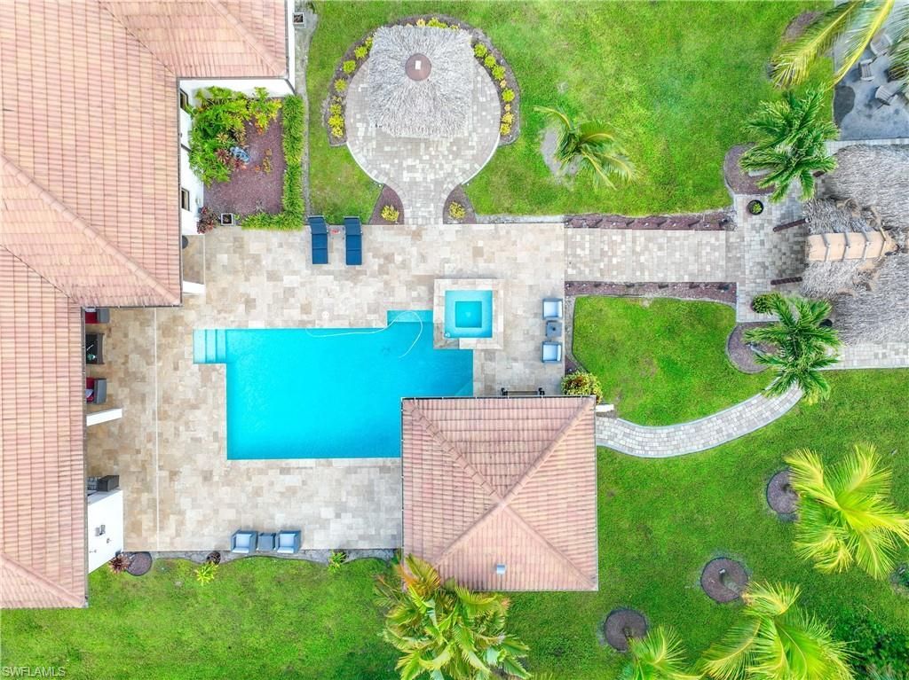 214 9th St Nw, Naples, FL 34120 Photo