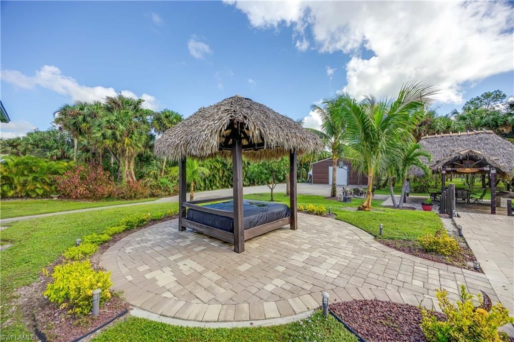 214 9th St Nw, Naples, FL 34120 Photo