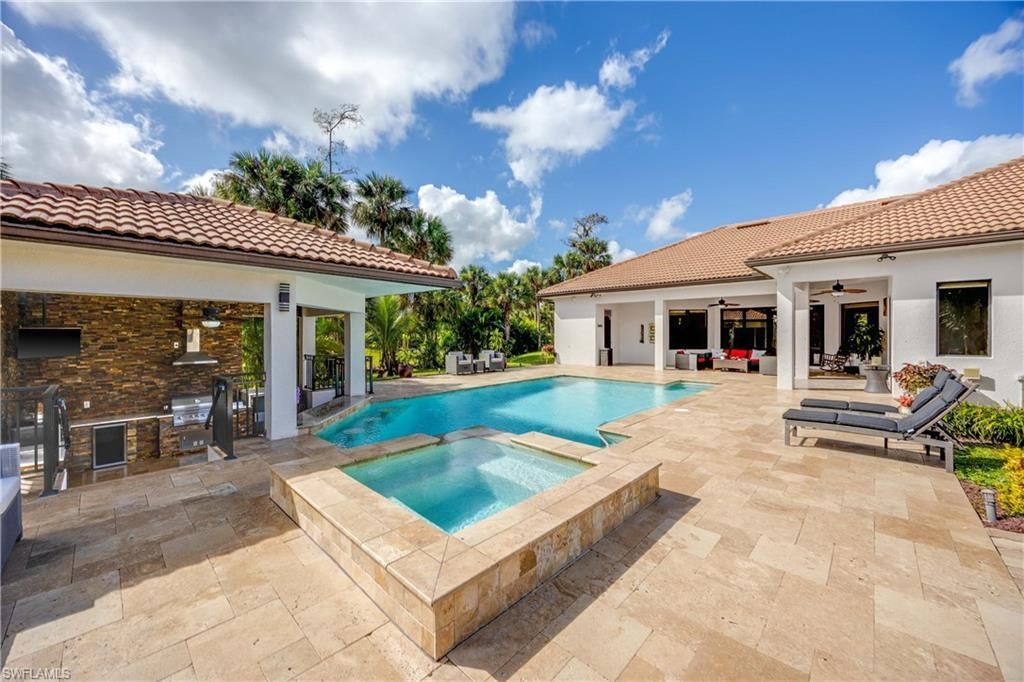 214 9th St Nw, Naples, FL 34120 Photo