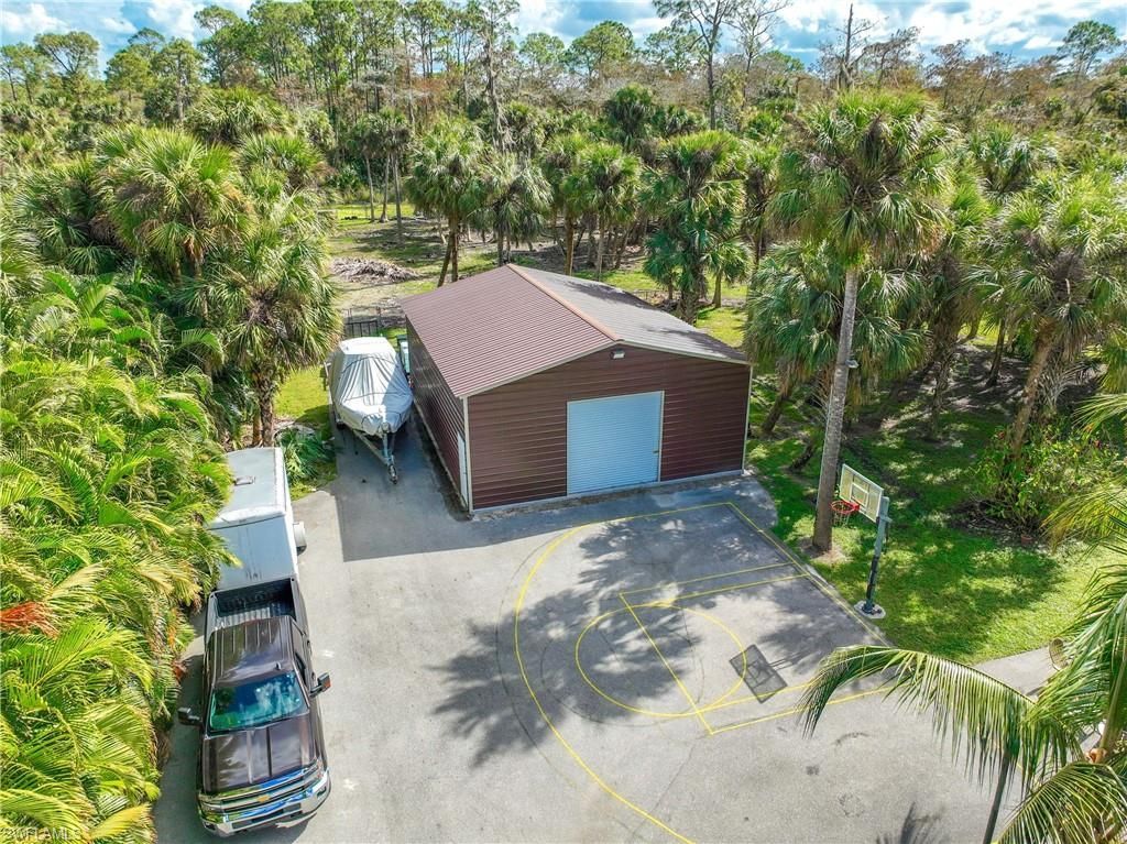 214 9th St Nw, Naples, FL 34120 Photo