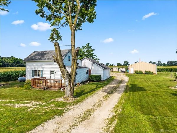 8374 Hillgrove Southern Road, Washington TWP, OH 45390