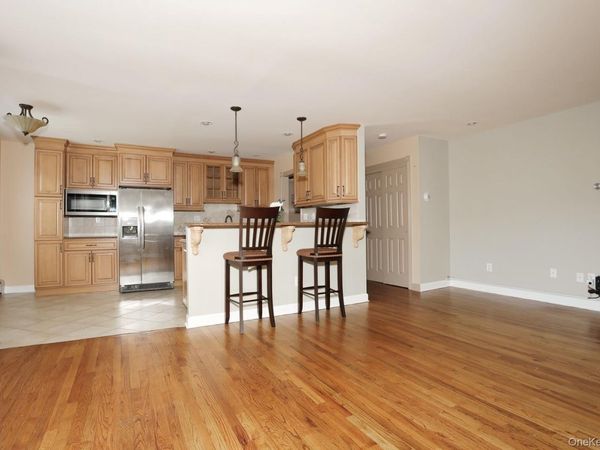 231 N Middletown Road , Unit H, Pearl River, NY 10965