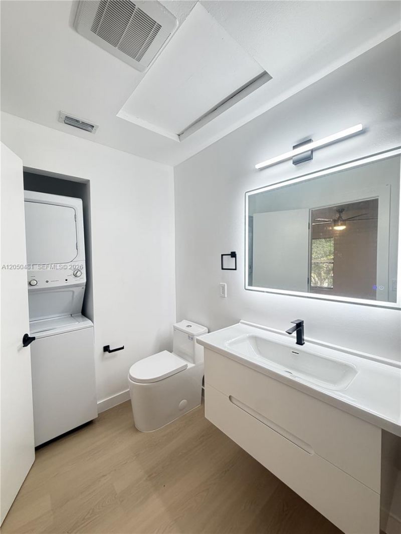 2 Crossings Cir, Unit H, Boynton Beach, FL 33435 Photo