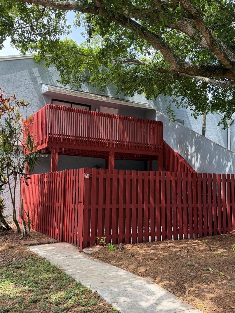 2 Crossings Cir, Unit H, Boynton Beach, FL 33435 Photo