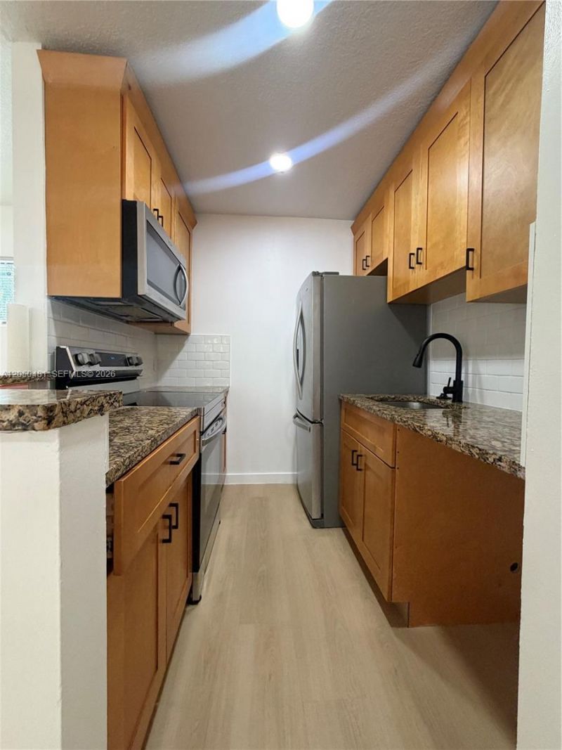 2 Crossings Cir, Unit H, Boynton Beach, FL 33435 Photo