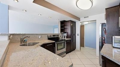 200 E Leslie Dr , Unit 722, Hallandale Beach, FL 33009 Photo