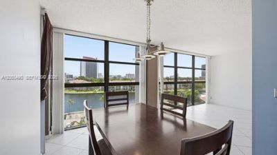 200 E Leslie Dr , Unit 722, Hallandale Beach, FL 33009 Photo
