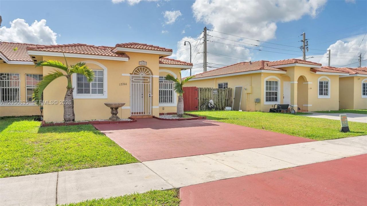 12266 SW 215th Ter , Unit 1, Miami, FL 33177 Photo