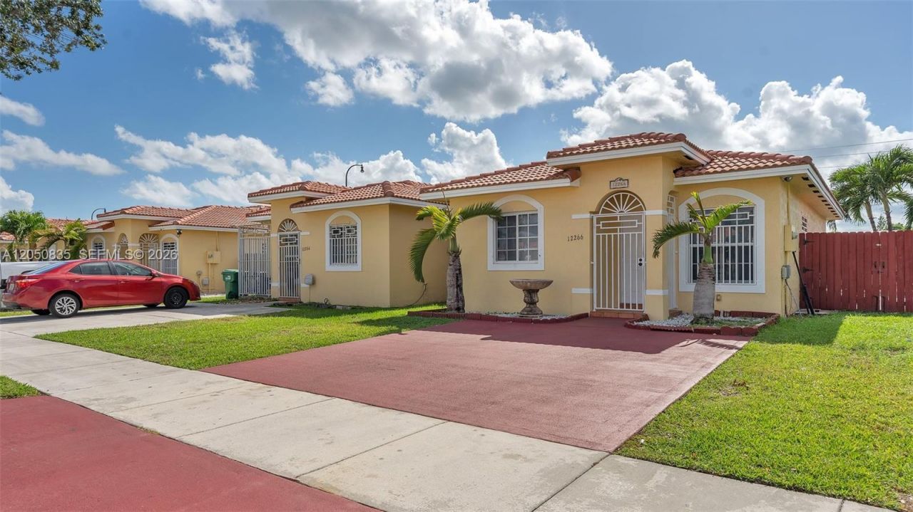 12266 SW 215th Ter , Unit 1, Miami, FL 33177 Photo