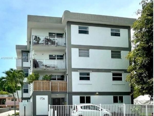 1736 SW 19th St , Unit 404, Miami, FL 33145