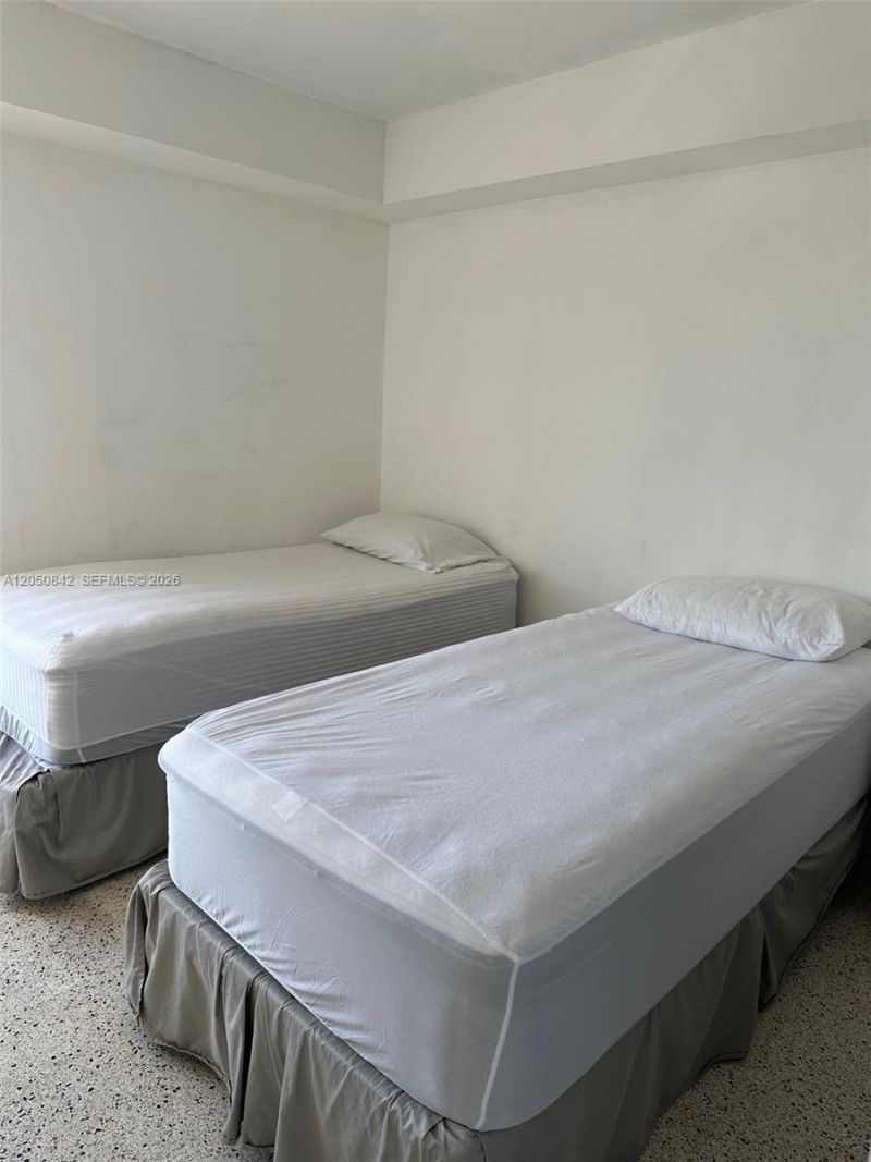 1736 SW 19th St , Unit 404, Miami, FL 33145 Photo