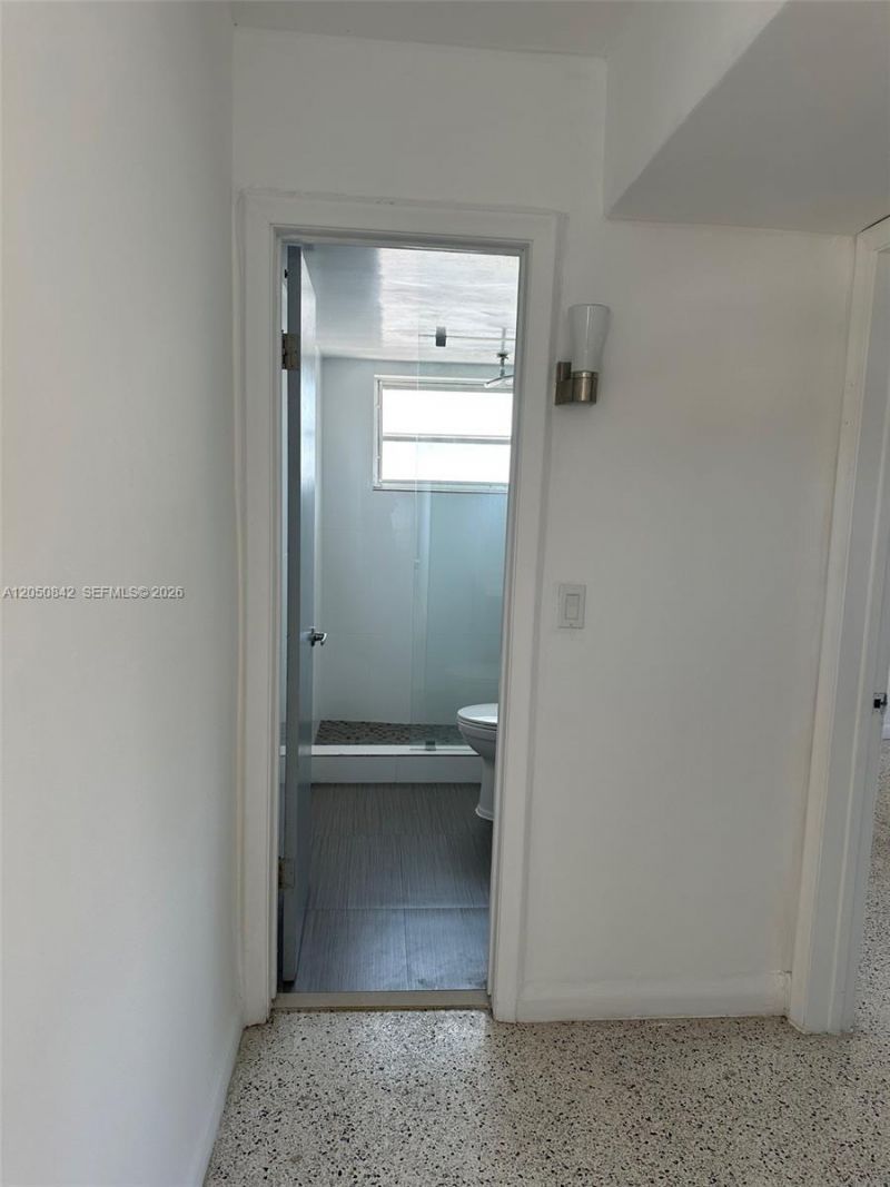 1736 SW 19th St , Unit 404, Miami, FL 33145 Photo