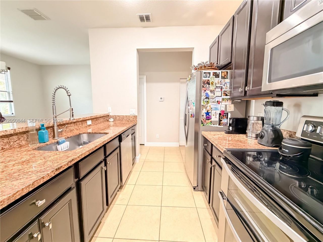 2828 SW 119th Way, Miramar, FL 33025 Photo