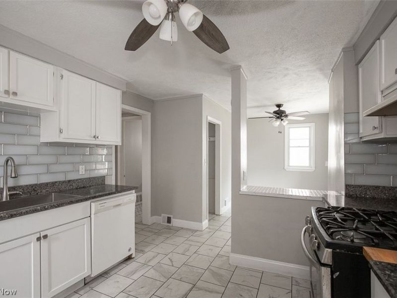 3635 W 46th Street, Unit 1, Cleveland, OH 44102 Photo 4