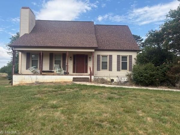 123 Valley Oaks Drive , Advance, NC 27006