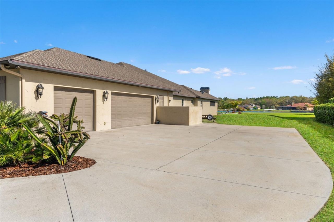 24057 Hideout Trail, Land O Lakes, FL 34639 Photo