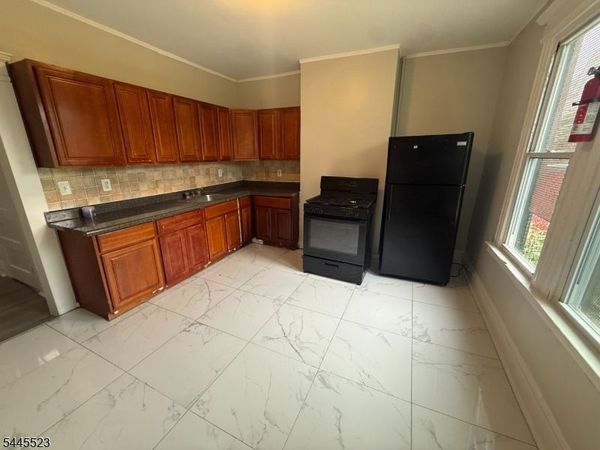 51 Hawkins St, Unit 1, Newark, NJ 07105