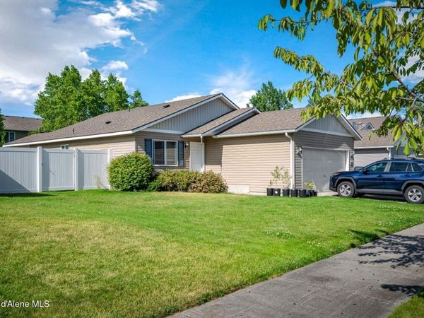 2602 W Freeland Dr , Coeur d'Alene, ID 83815