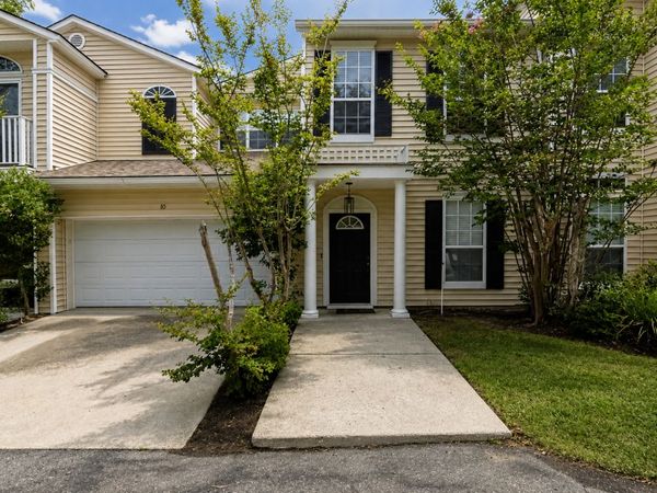 2502 B Jerry Jones Drive, Valdosta, GA 31602