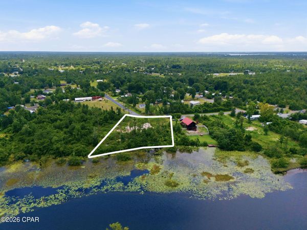 9802 Creek Bank Drive, Youngstown, FL 32466