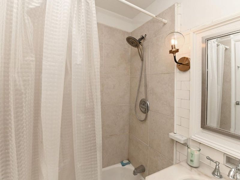 3900 Rose Hill Avenue, Unit 805A, Cincinnati, OH 45229 Photo 29