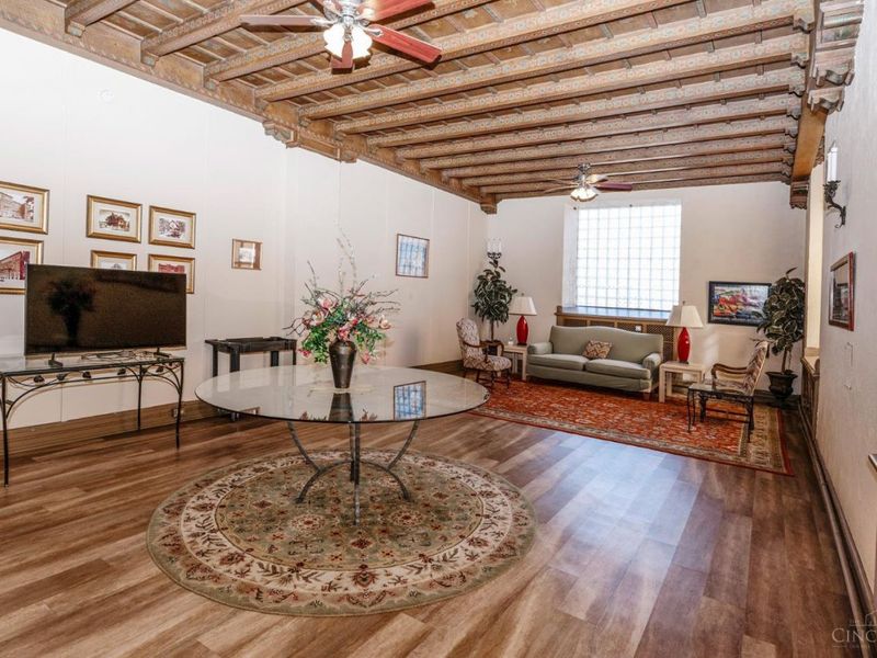 3900 Rose Hill Avenue, Unit 805A, Cincinnati, OH 45229 Photo 37