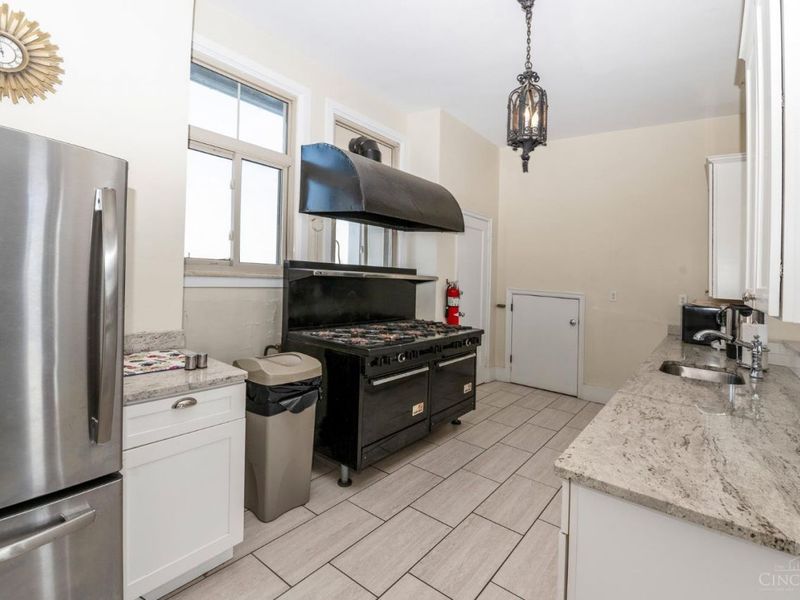 3900 Rose Hill Avenue, Unit 805A, Cincinnati, OH 45229 Photo 46