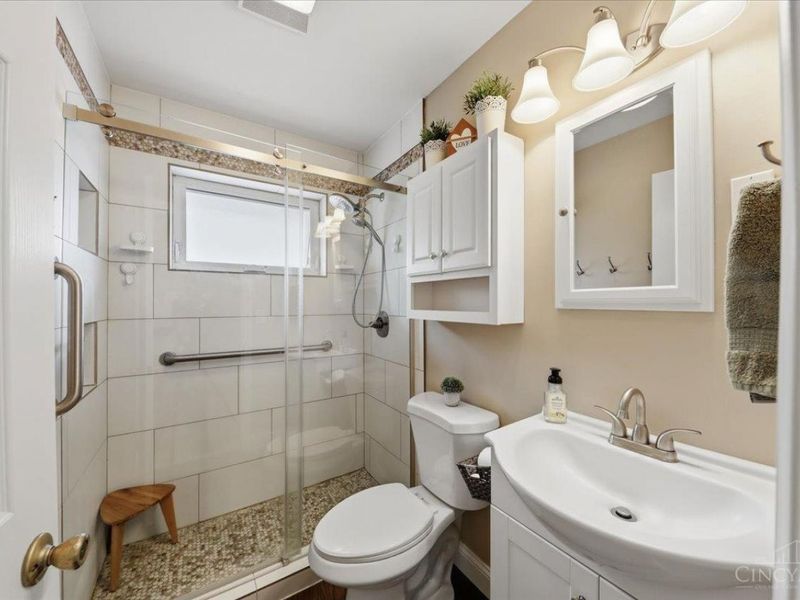 907 Blackburn Drive, Miami Twp, OH 45140 Photo 25